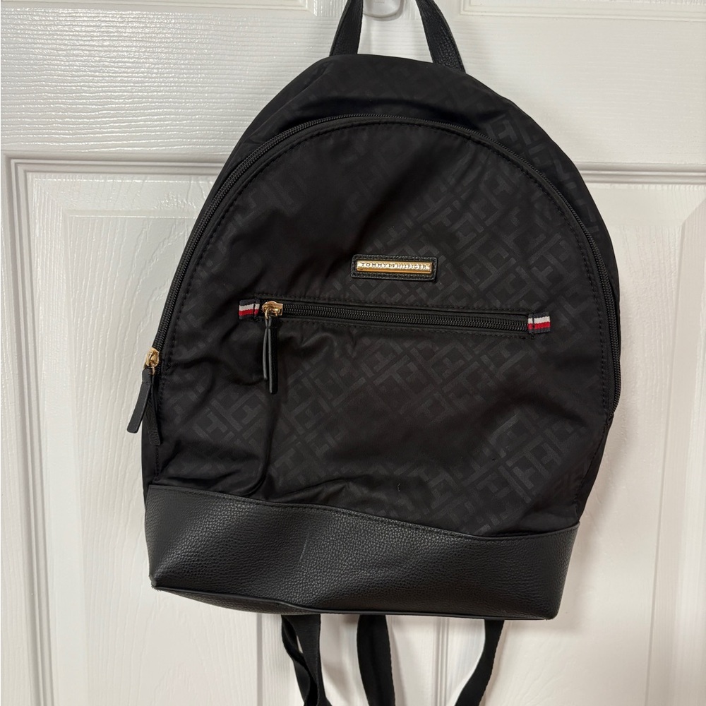 Tommy Hilfiger Black Backpack with Logo Pattern